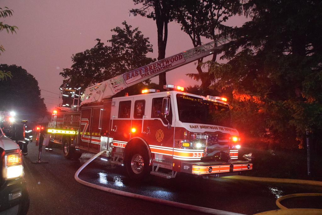 Deer Park Fire Photos